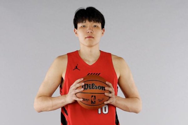 Mai Suifeng: Yang Hansen thườn